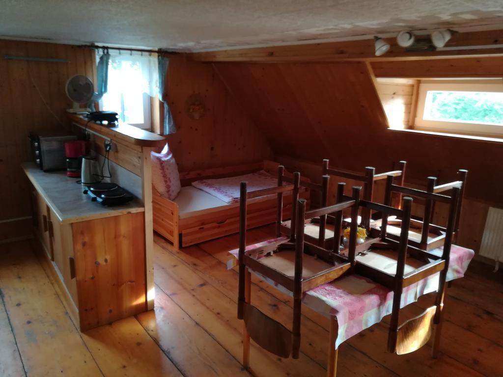 Apartman 141 Chribska Ngoại thất bức ảnh